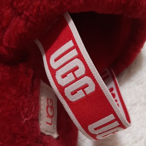 UGG Red Plush Slide Slippers - Picture 2 of 9